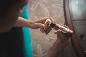 24High headshop met verscheidenheid aan accessoires en gebruikersartikelen voor verdovende middelen
