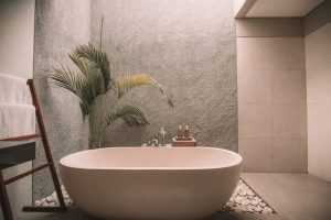 Home Relaxen in een bath bucket met water, een innovatieve en mobiele badkuip voor thuis