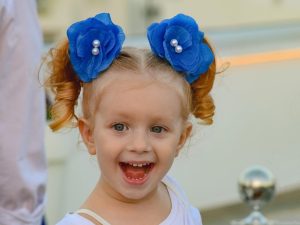 Kinderopvang in Emmen met kinderen die samen spelen en leren in een veilige en stimulerende omgeving.
